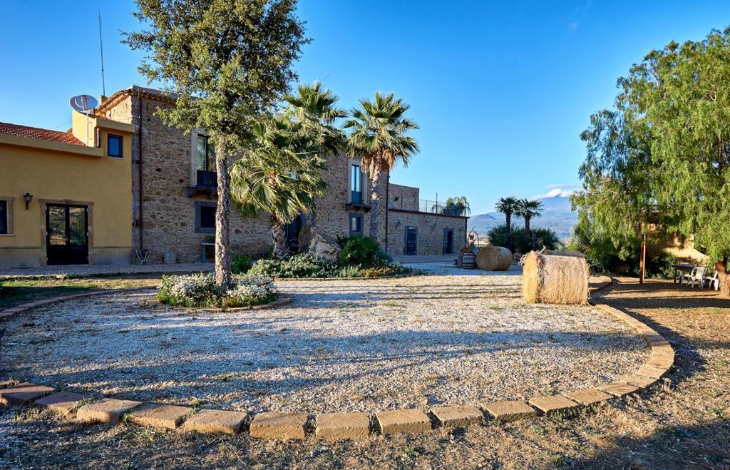 Agriturismo Conte Ruggero Villa Centuripe Dış mekan fotoğraf